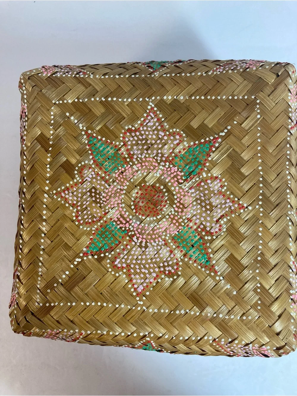 Thai Artisan Handwoven Natural Reed Basket w/Lid Pink,Green Red & White Accents